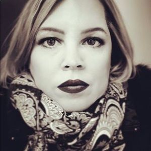 Meet your Posher, Pamela